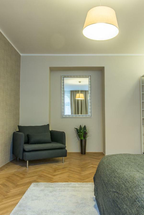 Exclusive 3 Bedroom Top-Notch Flat, Great Location Prag Eksteriør billede