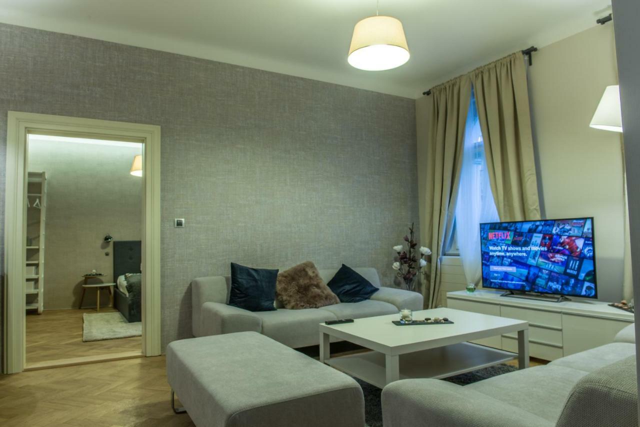 Exclusive 3 Bedroom Top-Notch Flat, Great Location Prag Eksteriør billede