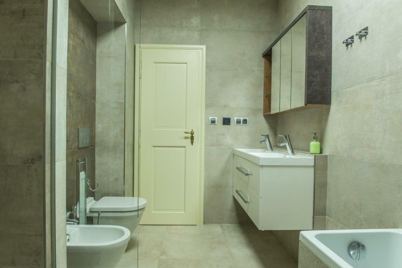 Exclusive 3 Bedroom Top-Notch Flat, Great Location Prag Eksteriør billede